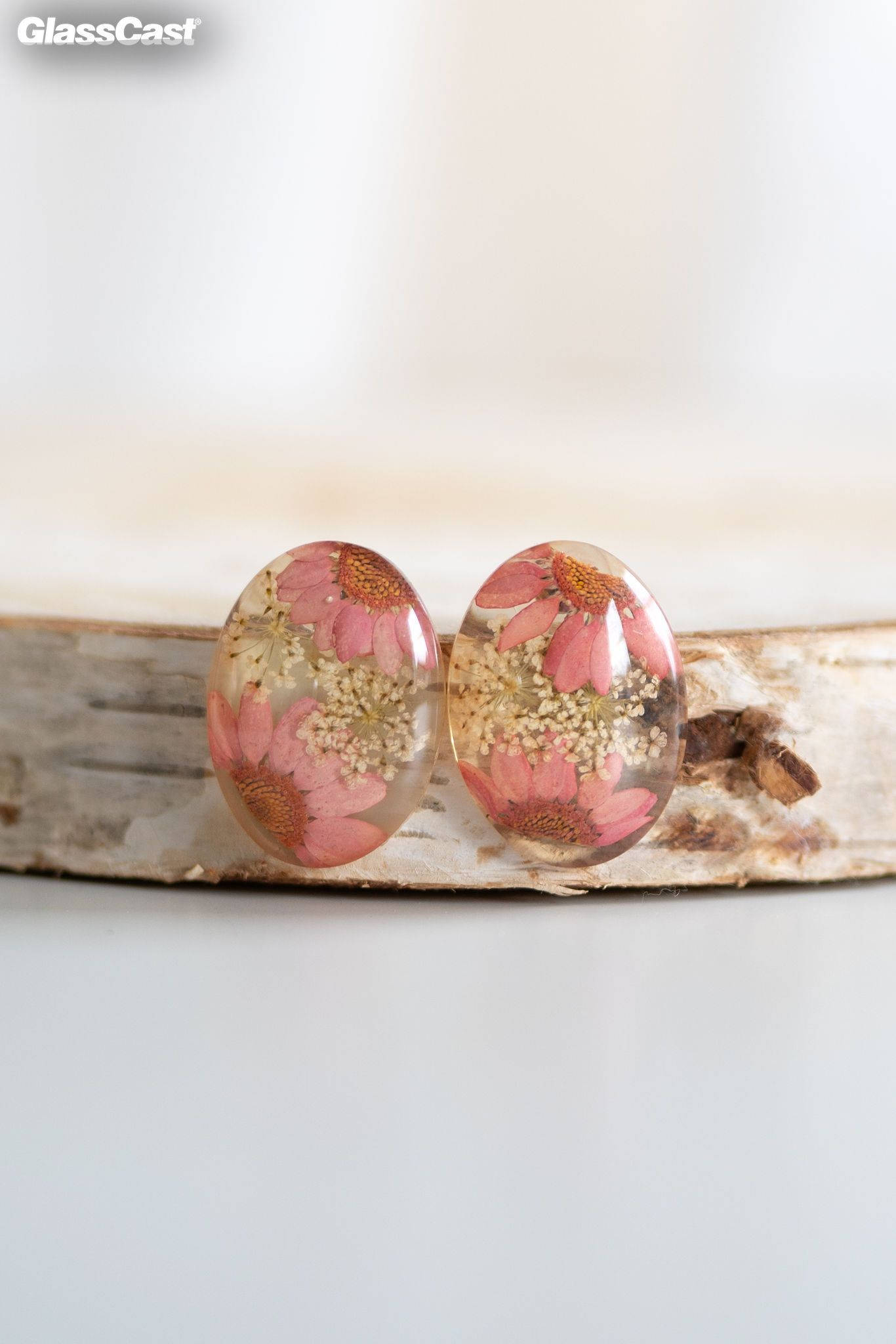 Resin Jewellery Clearly Creative Kits with Paige Alexander - GlassCast