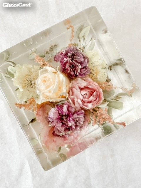 https://media.glasscastresin.com/contentimages/extralarge/resin-flower-3d-square.jpg