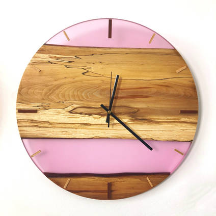Oldie-Goody-Pink-Resin-Clock