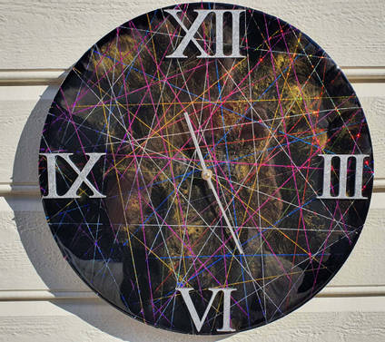 Cosmic Lines Clock by Mariannes Hobby and Painting
