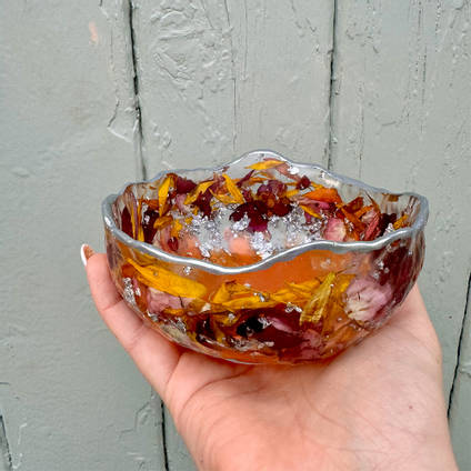 Peach and Red Resin Bouquet Bowl by LLawer O Garaid