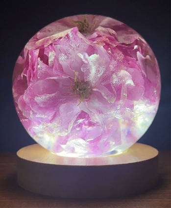 Pink Flower and Resin Lamp by Bea_utiful Creations