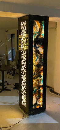 Royal Delhi - Resin Art Column
