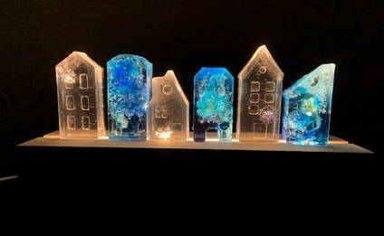 Resin Flowers Houses Lamp by Custom.Artwork.HM