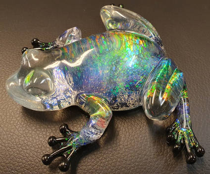 Resin Frog Casting Side View by Mariannes Hobby and Painting