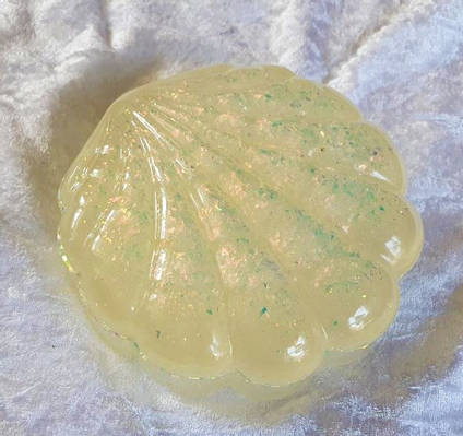 Resin Seashell by Unique Creations