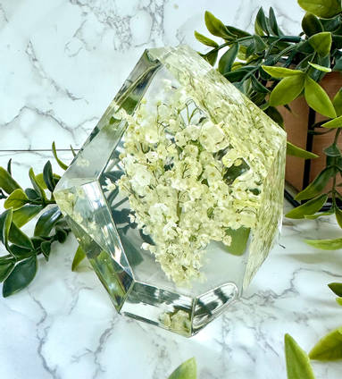 Happiness Blooms White Flower Resin Casting