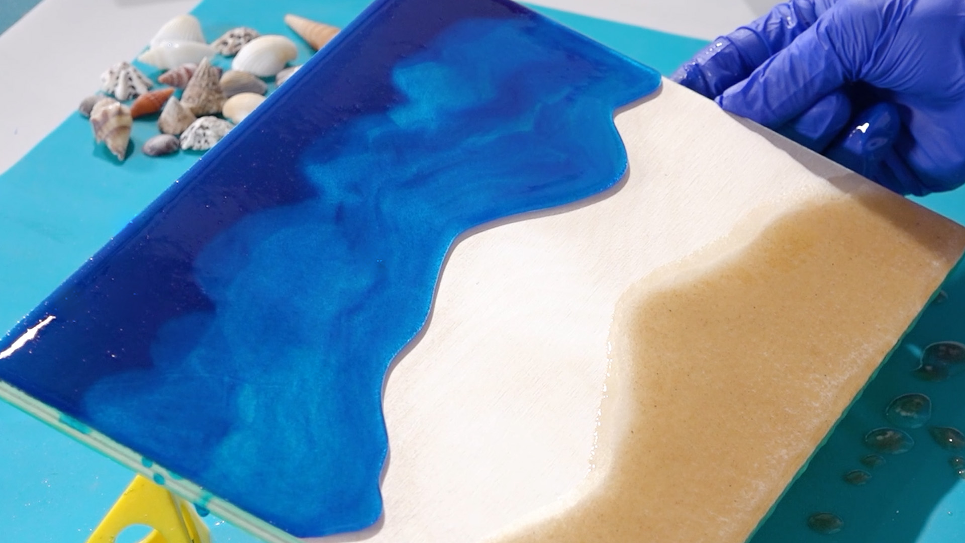 How to Create Two Pieces of Ocean Inspired Resin Art