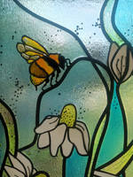 Bee-and-Flower-Stained-Glass-Window Thumbnail