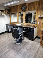 Elegant Resin Scotland Resin Barber Shop Countertop Thumbnail