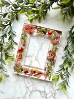 Happiness Blooms Red Flower Resin Frame Thumbnail