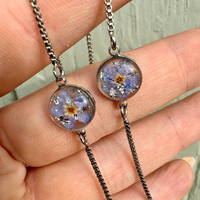 LLawer O Garaid Forget-me-not Resin Flower Pair of Bracelet Thumbnail