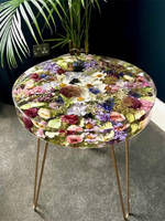 Daisy Resin and Flowers Table by Happiness Blooms Creations Thumbnail