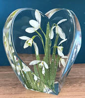 Resin Snowdrops Free Standing Heart by Bea_utiful Creations Thumbnail