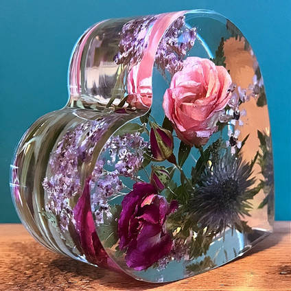 Resin Flower Heart by Bea_utiful Creations